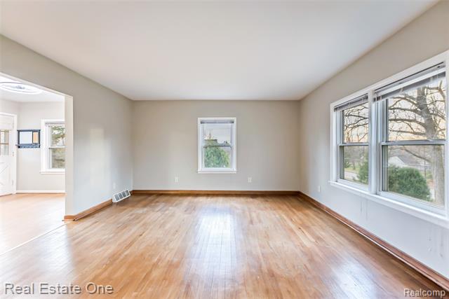 Builiding view forty one for 4141 Van Amberg Fl 1, Brighton, MI. 48114