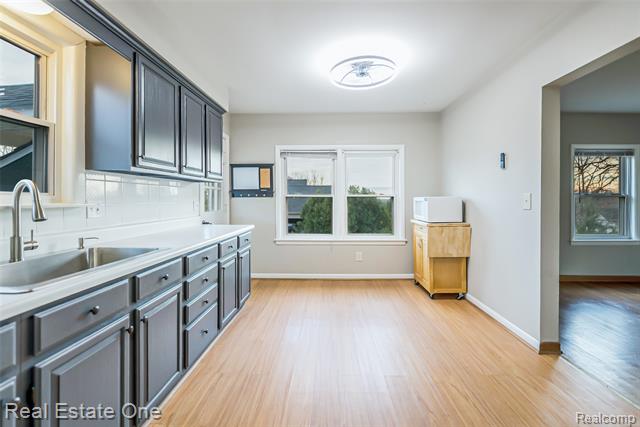 Builiding view thirty six for 4141 Van Amberg Fl 1, Brighton, MI. 48114