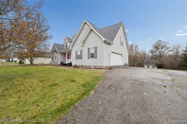 Builiding view five for 15082 Meadow, Linden, MI. 48451