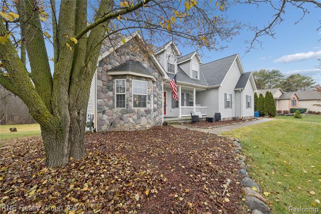 Builiding view three for 15082 Meadow, Linden, MI. 48451