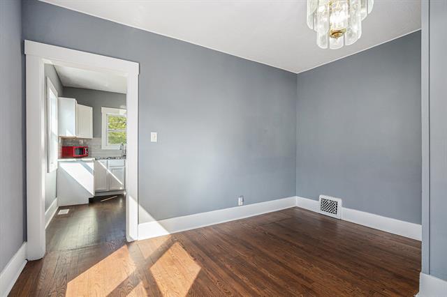 Builiding view eight for 161 Kline, Benton Harbor, MI. 49022