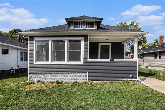 Builiding view one for 161 Kline, Benton Harbor, MI. 49022