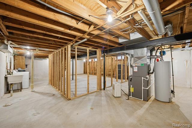 Builiding view twenty six for 751 Norchester, South Lyon, MI. 48178