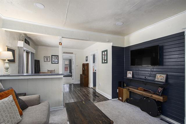 Builiding view five for 1312 Wells, Kalamazoo, MI. 49001