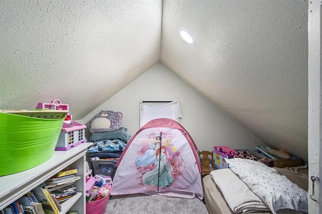 Builiding view nineteen for 1312 Wells, Kalamazoo, MI. 49001