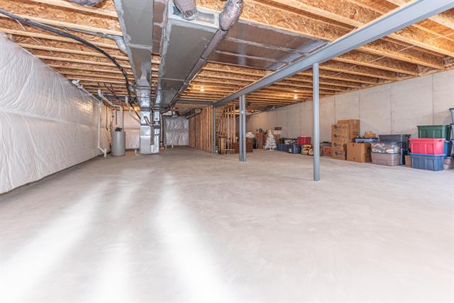 Builiding view forty four for 3341 Roseford, Ann Arbor, MI. 48105