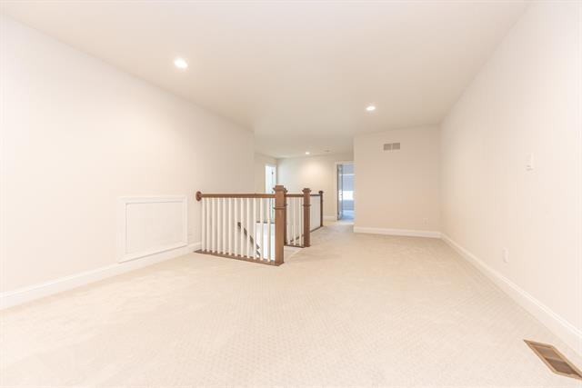 Builiding view thirty four for 3341 Roseford, Ann Arbor, MI. 48105