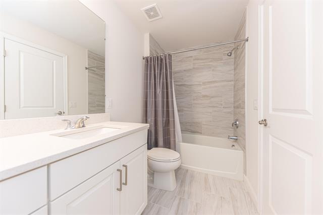 Builiding view thirty six for 3341 Roseford, Ann Arbor, MI. 48105