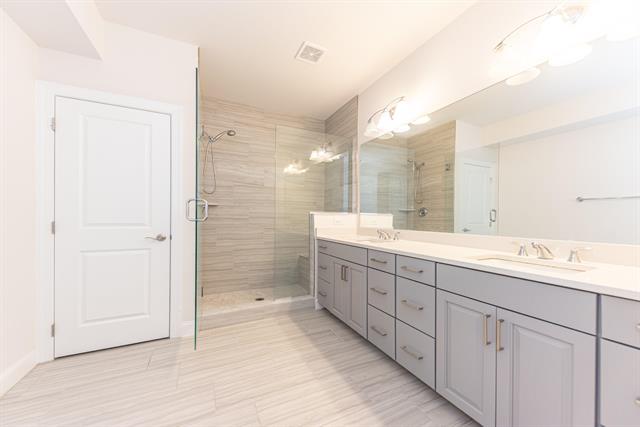 Builiding view twenty seven for 3341 Roseford, Ann Arbor, MI. 48105