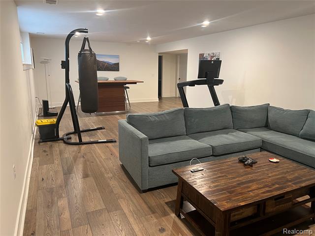 Builiding view eight for 8858 Lapham, Rockford, MI. 49341