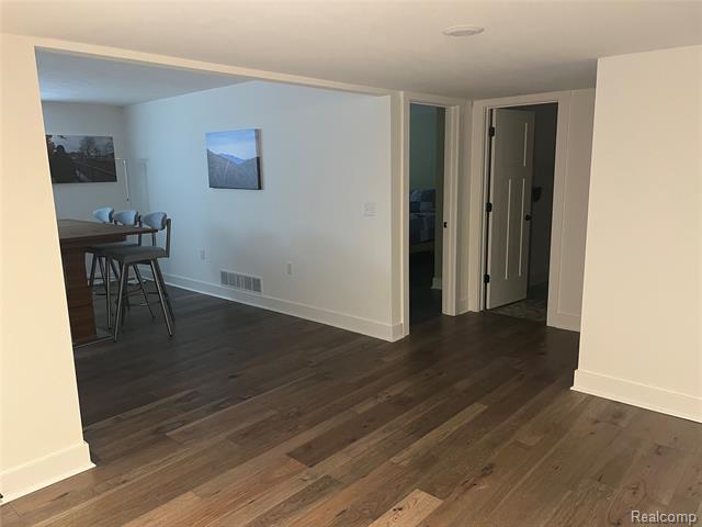 Builiding view six for 8858 Lapham, Rockford, MI. 49341