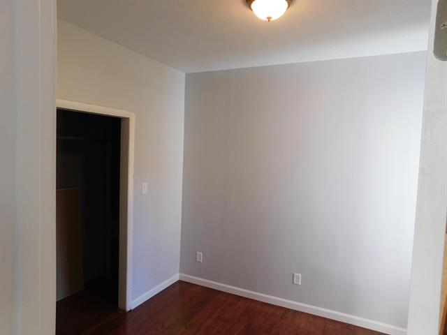 Builiding view eleven for 607 Kosciusko, Manistee, MI. 49660