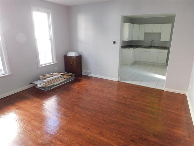 Builiding view four for 607 Kosciusko, Manistee, MI. 49660