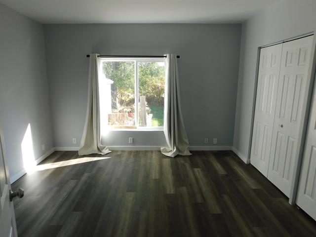 Builiding view fourteen for 607 Kosciusko, Manistee, MI. 49660