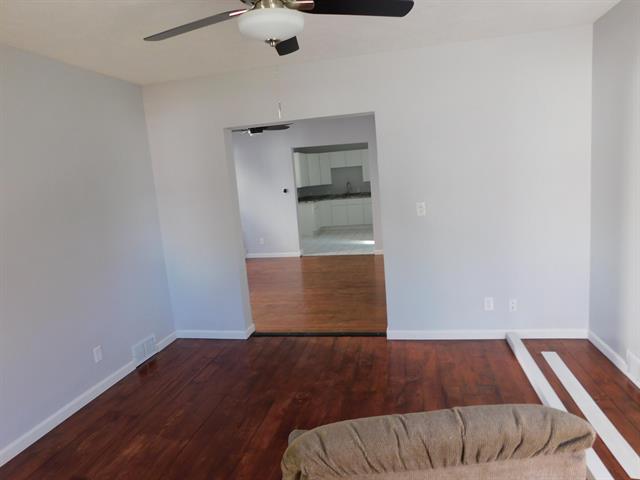 Builiding view three for 607 Kosciusko, Manistee, MI. 49660