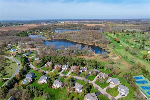 Builiding view thirty seven for 10581 Country Club, Richland, MI. 49083