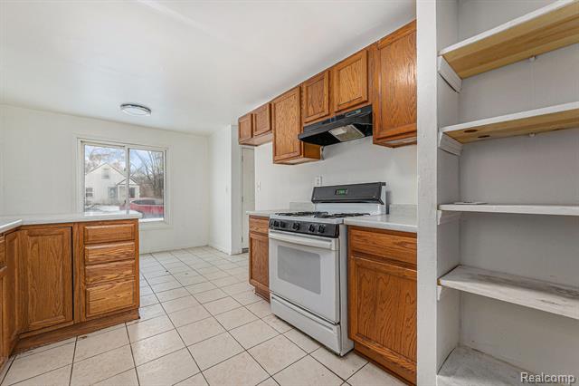 Builiding view six for 14387 Auburn, Detroit, MI. 48223