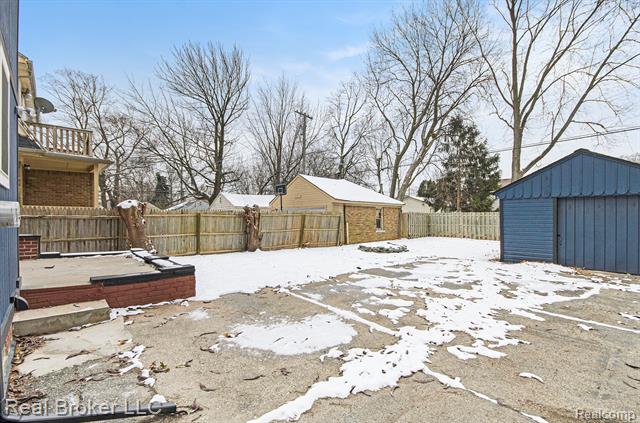 Builiding view twenty two for 3829 Harvard, Detroit, MI. 48224