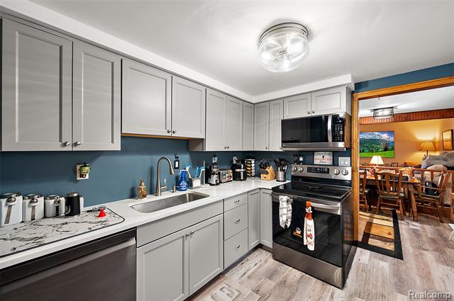 Builiding view twenty for 100 Curella, Attica, MI. 48412