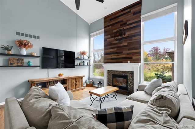 Builiding view eight for 1020 Carriage Trace, South Lyon, MI. 48178