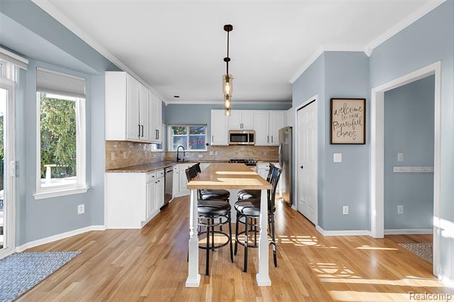 Builiding view eleven for 1020 Carriage Trace, South Lyon, MI. 48178