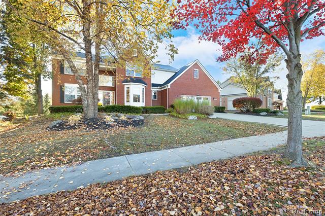 Builiding view fifty seven for 1020 Carriage Trace, South Lyon, MI. 48178