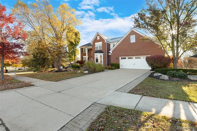 Builiding view fifty six for 1020 Carriage Trace, South Lyon, MI. 48178