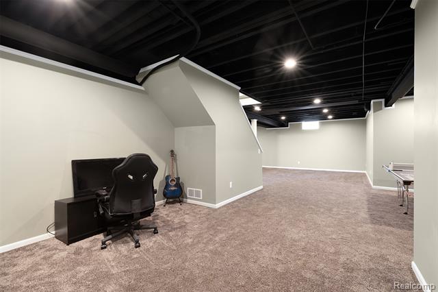 Builiding view forty for 1020 Carriage Trace, South Lyon, MI. 48178