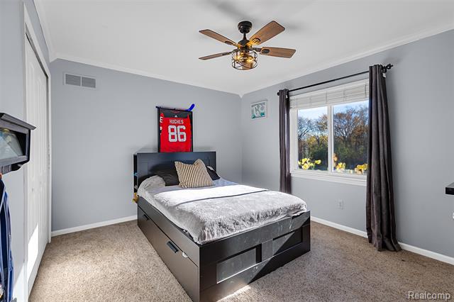 Builiding view thirty six for 1020 Carriage Trace, South Lyon, MI. 48178