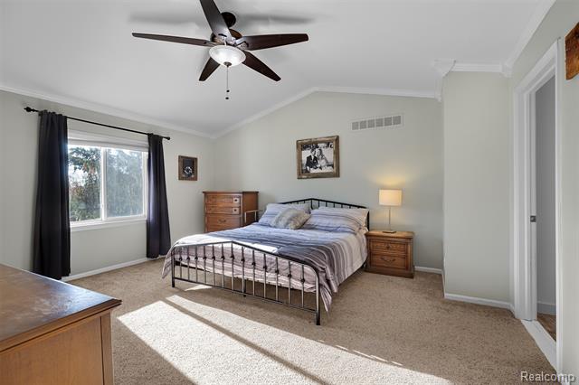 Builiding view twenty nine for 1020 Carriage Trace, South Lyon, MI. 48178