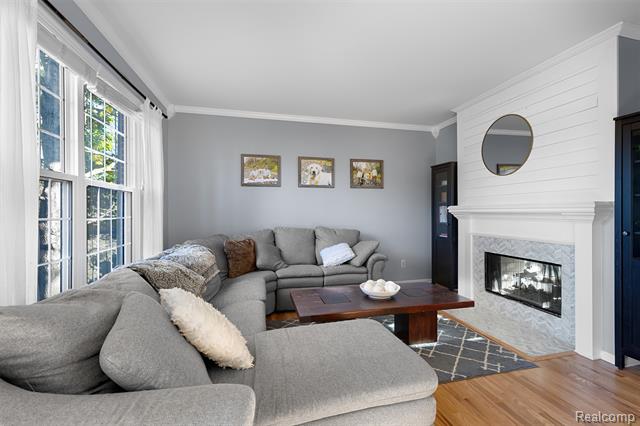 Builiding view twenty for 1020 Carriage Trace, South Lyon, MI. 48178