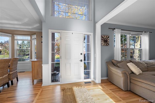 Builiding view two for 1020 Carriage Trace, South Lyon, MI. 48178