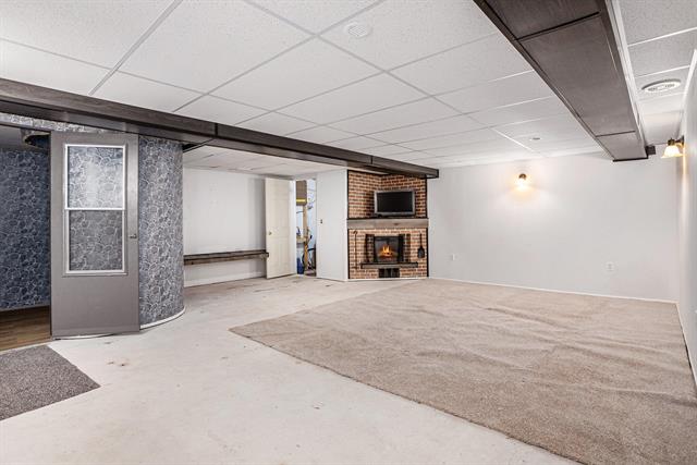 Builiding view fifteen for 69617 Eisenhower, Sturgis, MI. 49091