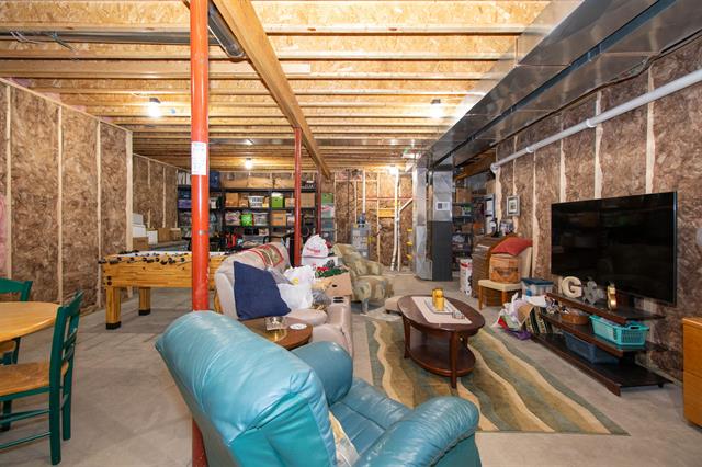 Builiding view twenty two for 2193 Gethings, Battle Creek, MI. 49015