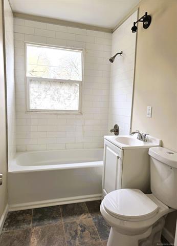 Builiding view nine for 1501 Whiting, Wyoming, MI. 49509