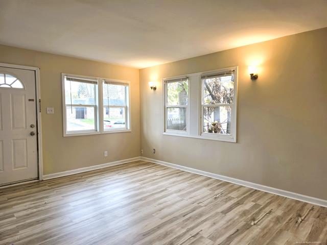 Builiding view six for 1501 Whiting, Wyoming, MI. 49509