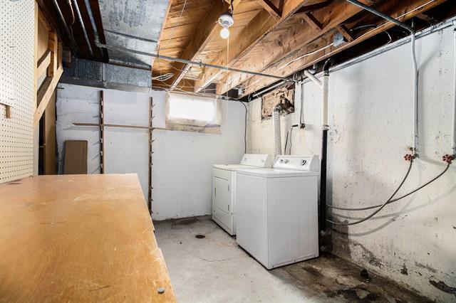 Builiding view eleven for 2461 Wyoming, Wyoming, MI. 49519