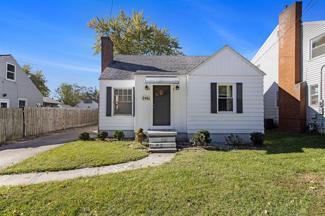 front view for 2461 Wyoming Avenue Sw, Wyoming, Mi. 49519