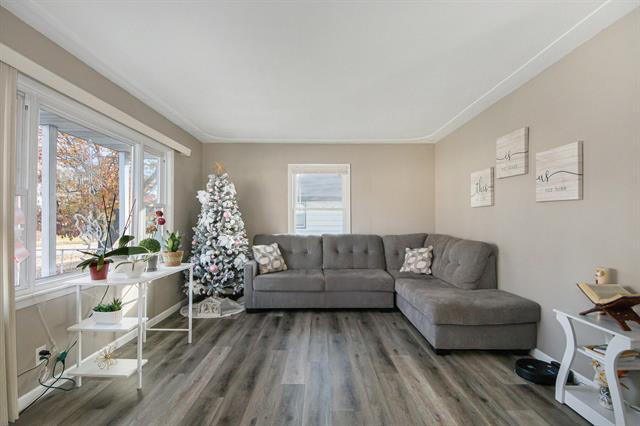 Builiding view four for 1620 Royal Oak, Wyoming, MI. 49519