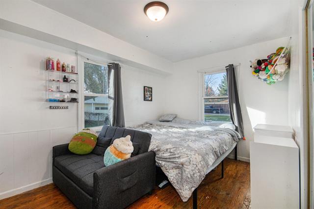 Builiding view nine for 1620 Royal Oak, Wyoming, MI. 49519