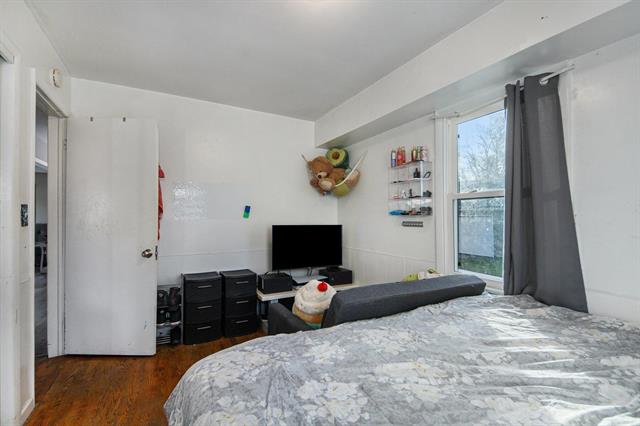 Builiding view ten for 1620 Royal Oak, Wyoming, MI. 49519