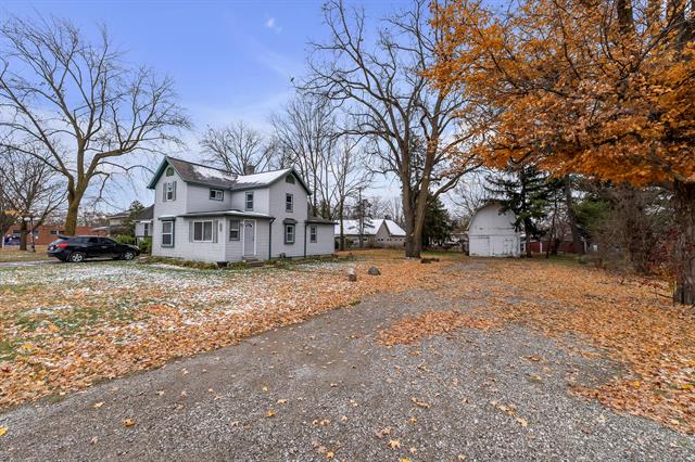 Builiding view four for 56733 Grand River, New Hudson, MI. 48165