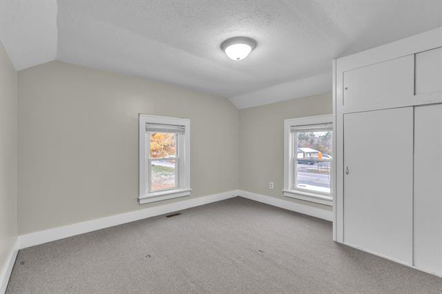 Builiding view twenty eight for 56733 Grand River, New Hudson, MI. 48165