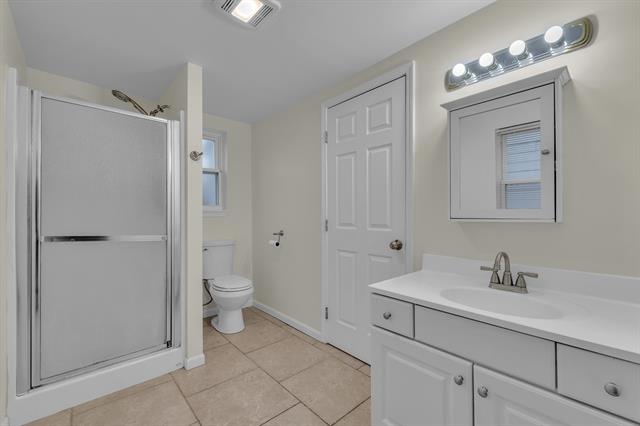 Builiding view twenty four for 56733 Grand River, New Hudson, MI. 48165