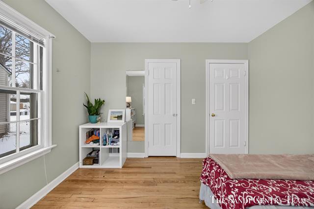 Builiding view eighteen for 3454 Mccracken, Muskegon, MI. 49441