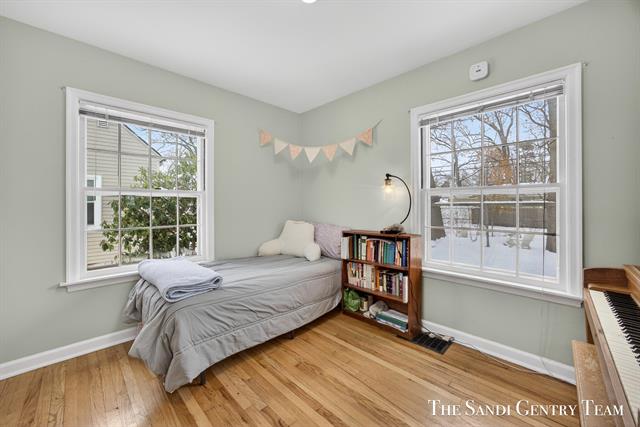 Builiding view fifteen for 3454 Mccracken, Muskegon, MI. 49441