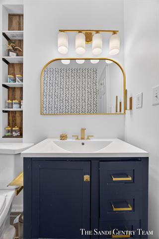 Builiding view thirteen for 3454 Mccracken, Muskegon, MI. 49441