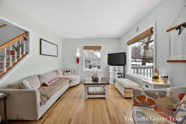 Builiding view two for 3454 Mccracken, Muskegon, MI. 49441