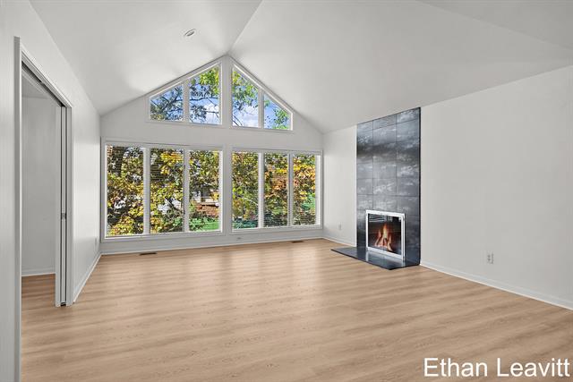 Builiding view eleven for 6260 Heathmoor, Grand Rapids, MI. 49546