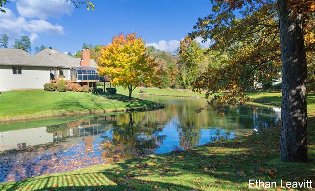 Builiding view five for 6260 Heathmoor, Grand Rapids, MI. 49546